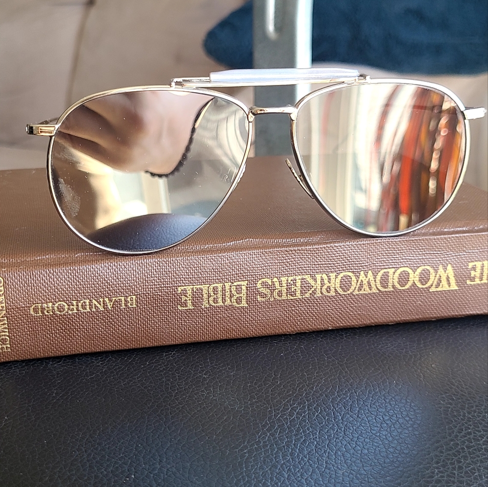 sunglasses - Picture 7 of 9